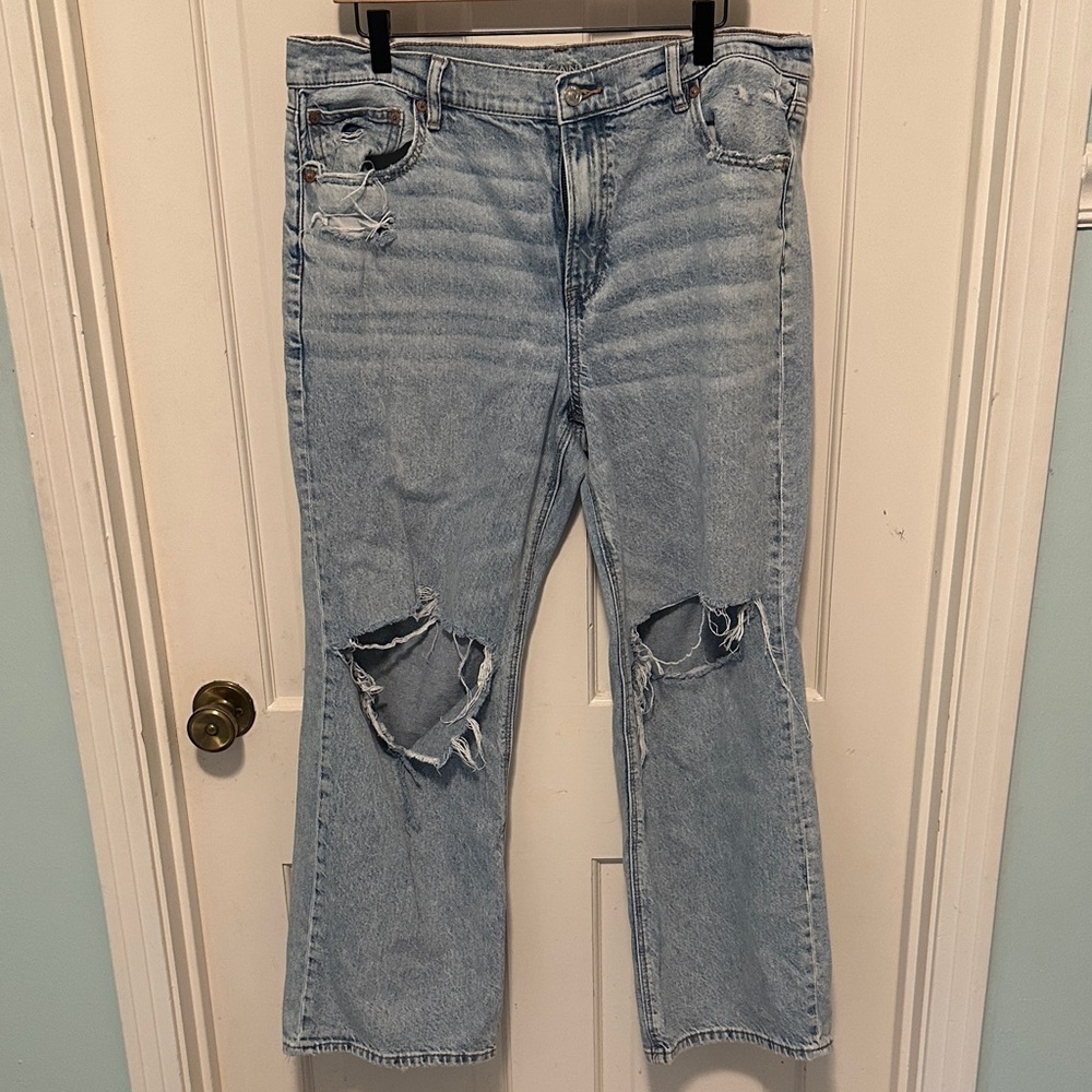 Light Blue Distressed Women’s Jeans - Casual Ripped Denim